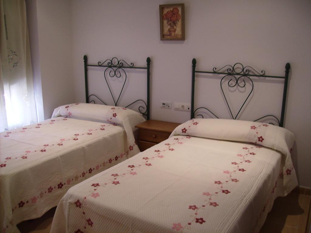 Hotel Delphos Moraleja Room photo